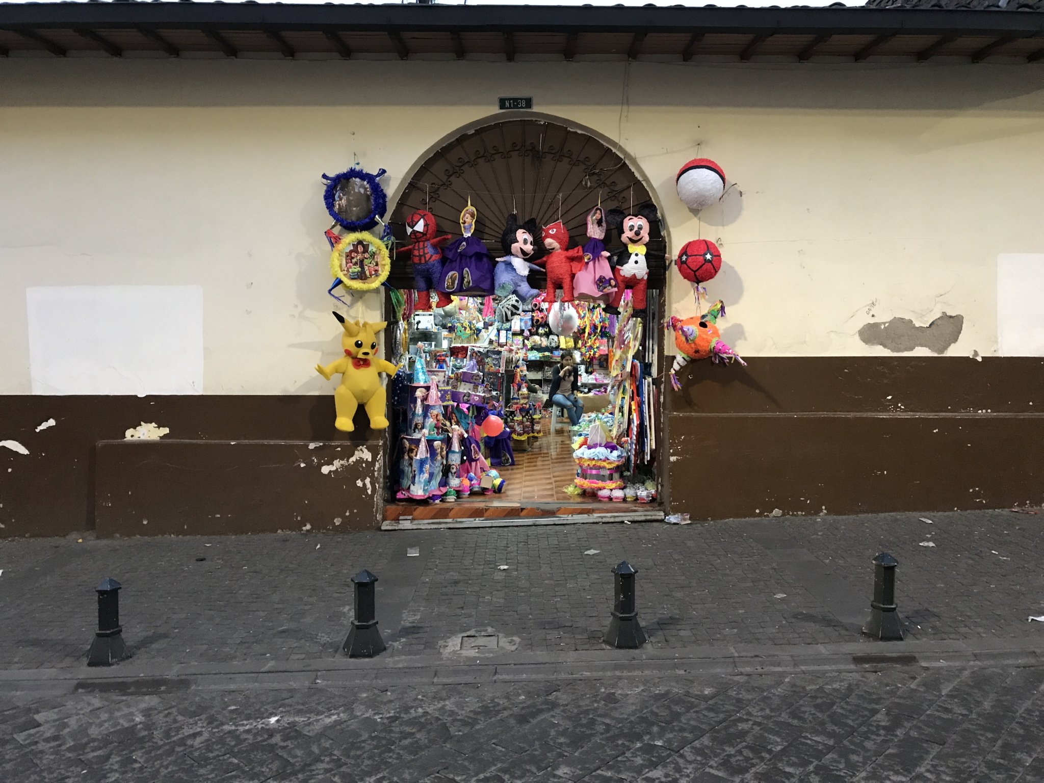 Tienda de fiesta, Quito