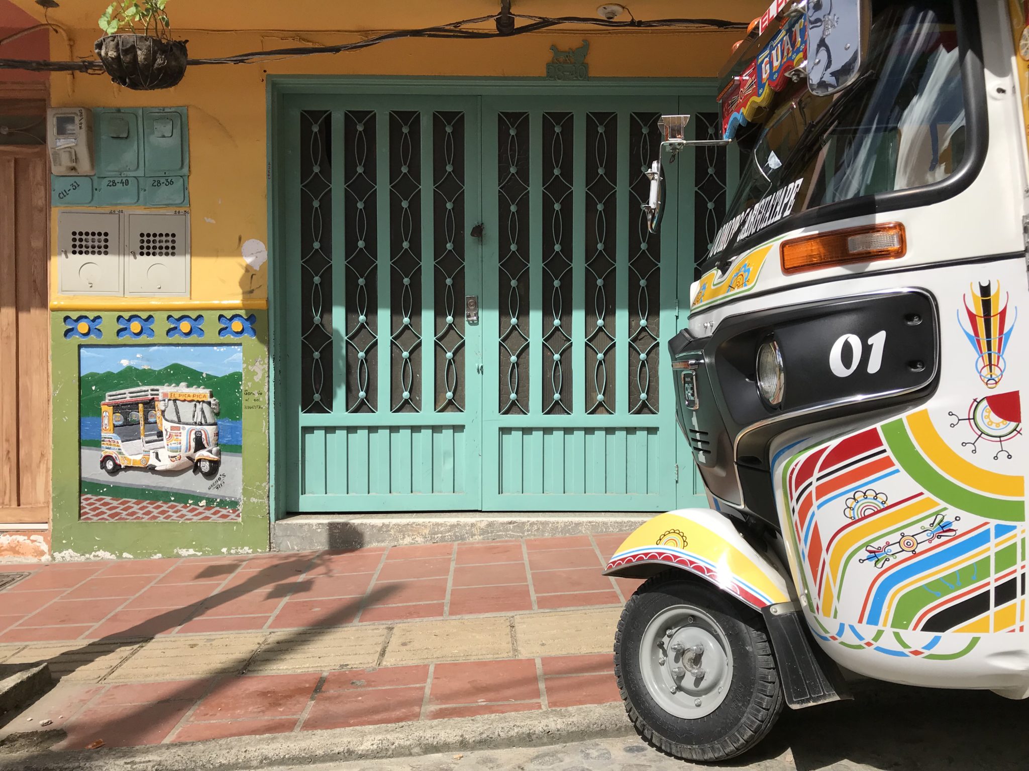 Mototaxi and matching zocalo in Guatapé